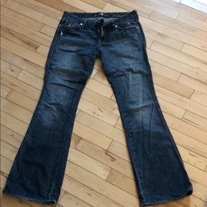 7 for all mankind A pocket bootcut size 28